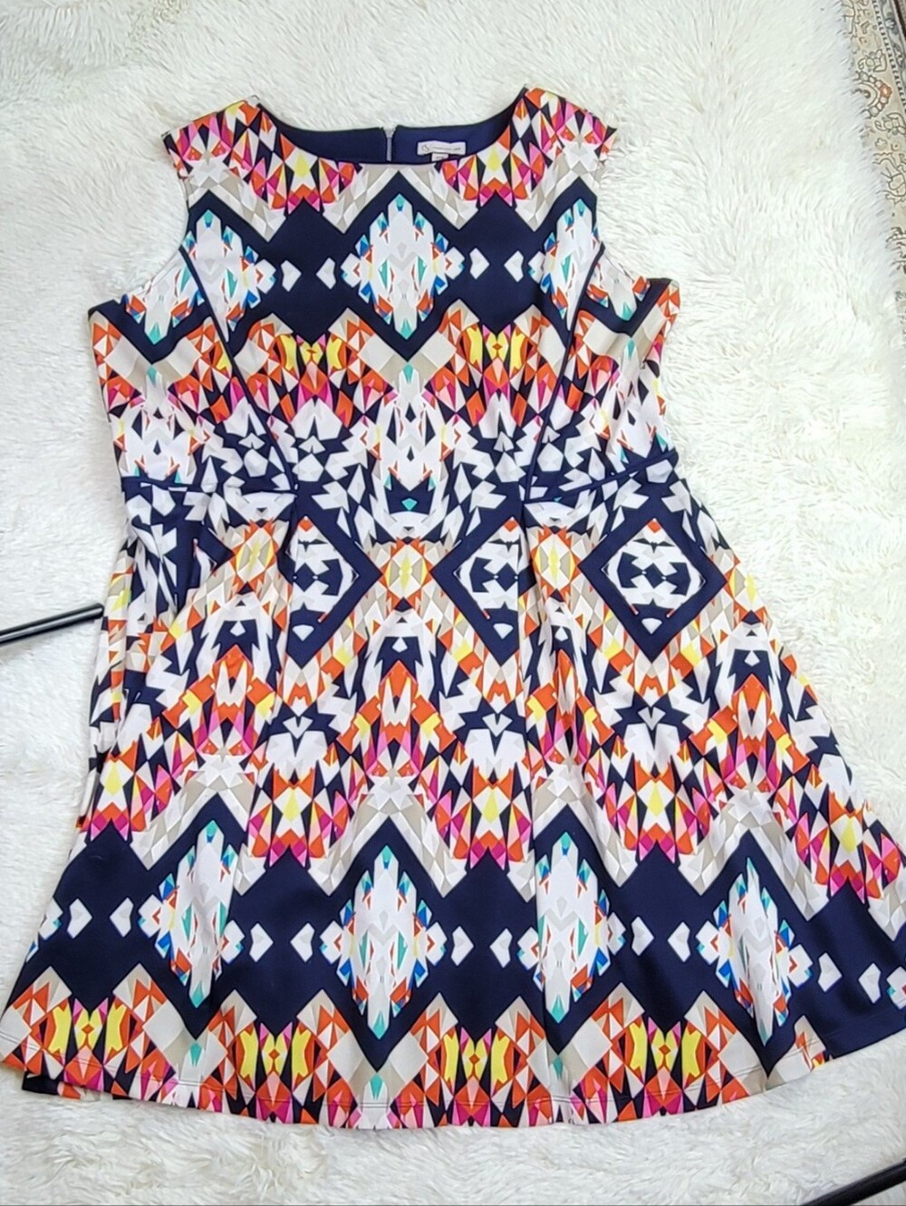 DB Established 1962 Women's Dress Size 18W Sleeveless Multi Color Geometric